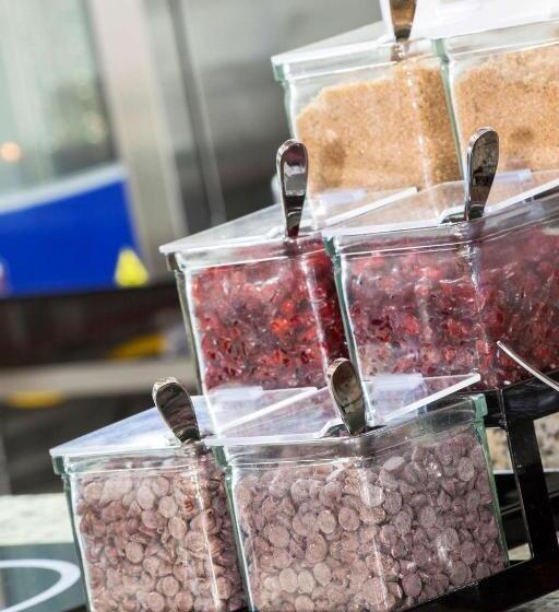 Отель Courtyard By Marriott La Paz Baja California Sur