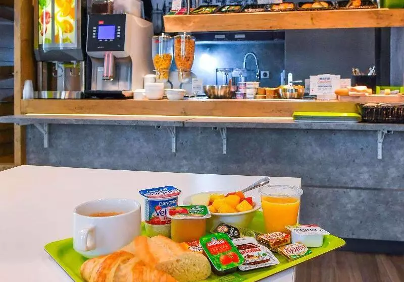 فندق Ibis Budget Saintlo