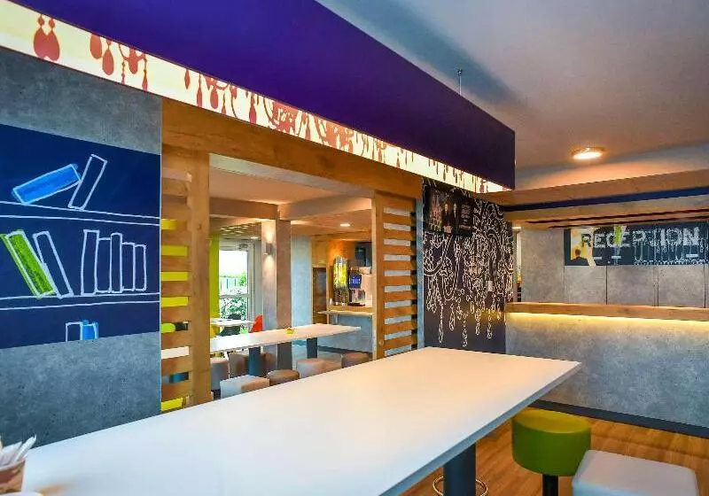 فندق Ibis Budget Saintlo