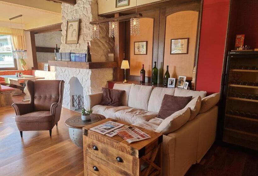 فندق Landgasthof Zur Goldenen Traube