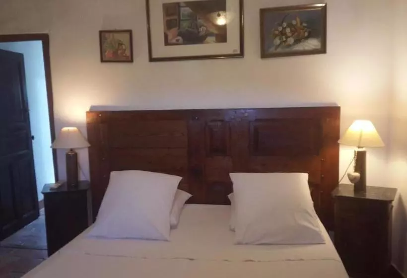 酒店 Chambre Et Gite Le Roc Sur L Orbieu