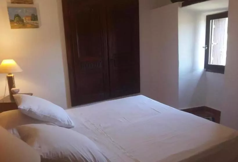 酒店 Chambre Et Gite Le Roc Sur L Orbieu