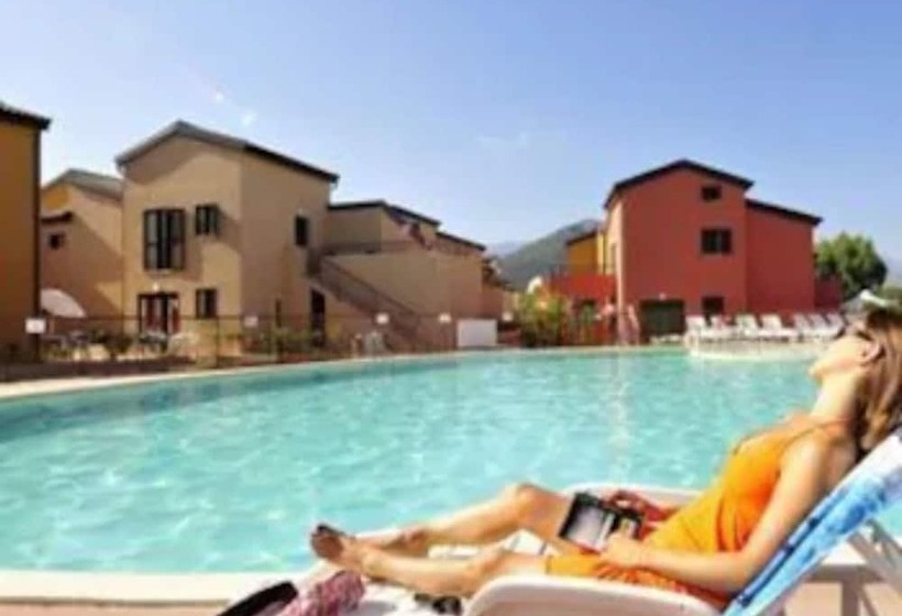 Отель Les Terrasses De Lozari