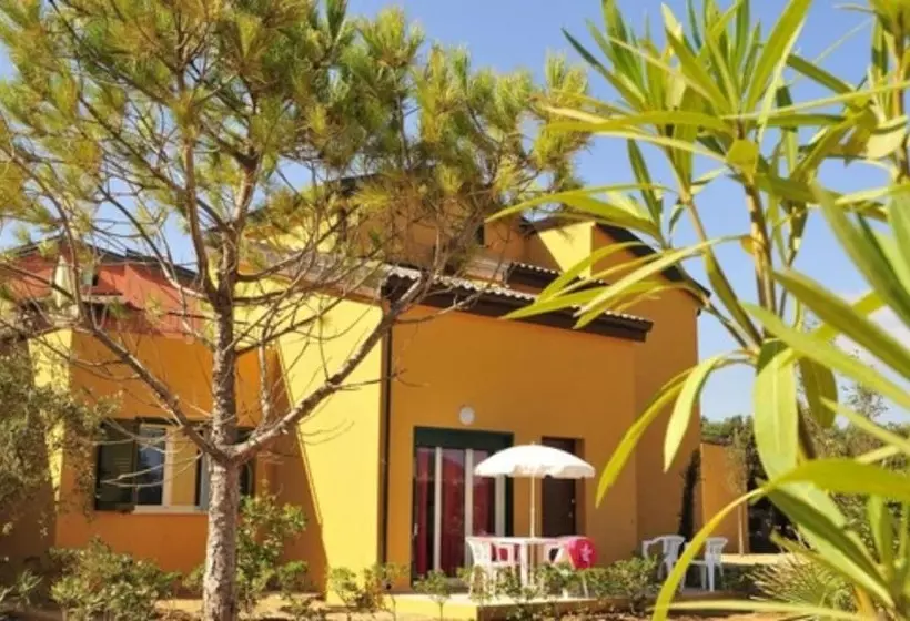 Отель Les Terrasses De Lozari