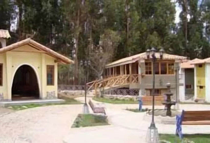هتل Pisonay Pueblo