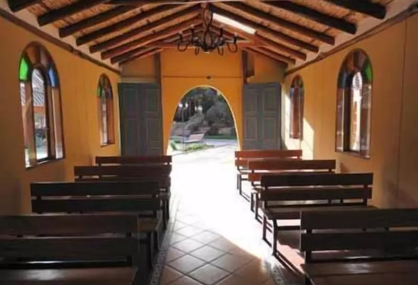 هتل Pisonay Pueblo