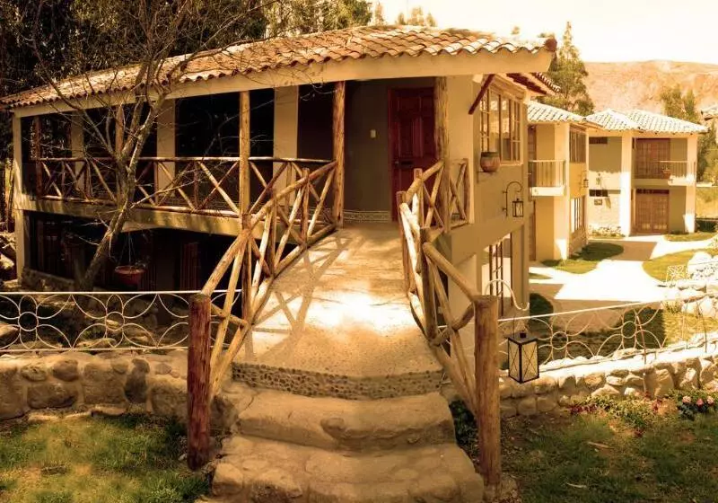 هتل Pisonay Pueblo