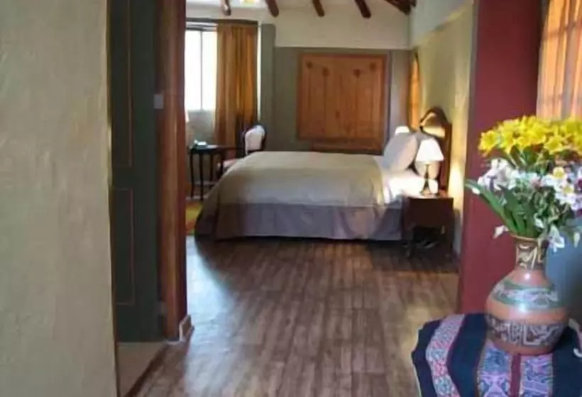 هتل Pisonay Pueblo
