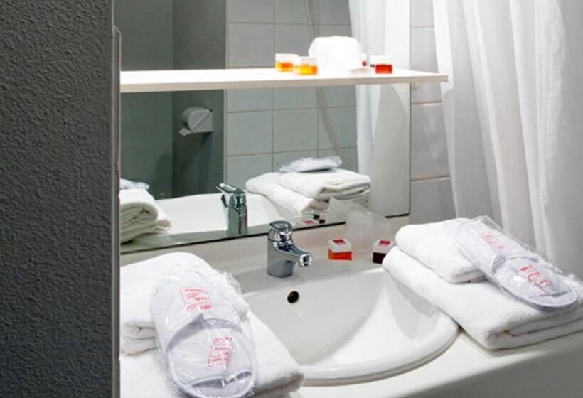 فندق Séjours & Affaires Rennes Longs Champs