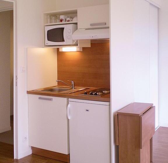 فندق Séjours & Affaires Rennes Longs Champs