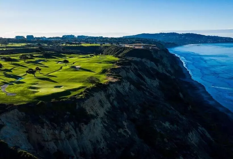 فندق The Old Cable Historic House