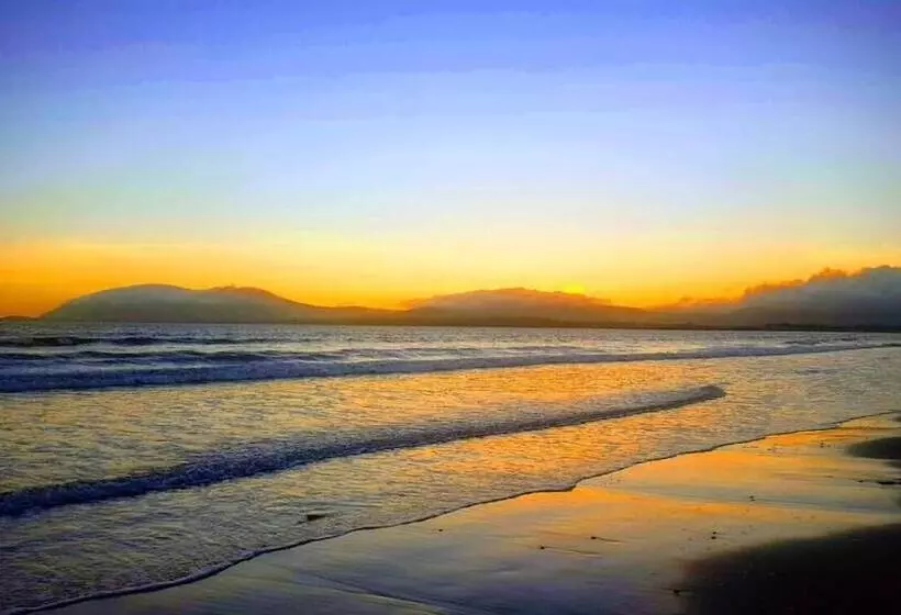 فندق The Old Cable Historic House