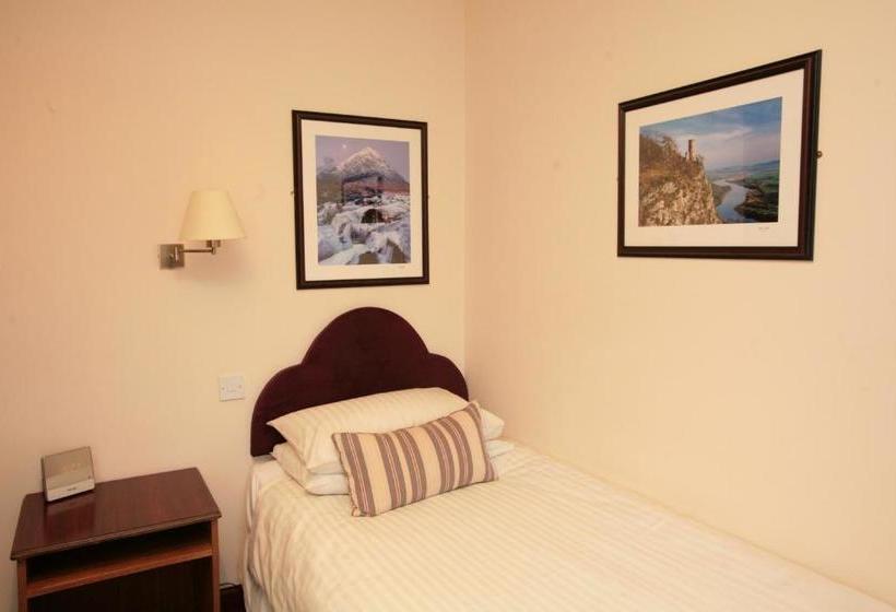 ホテル The Ship Inn