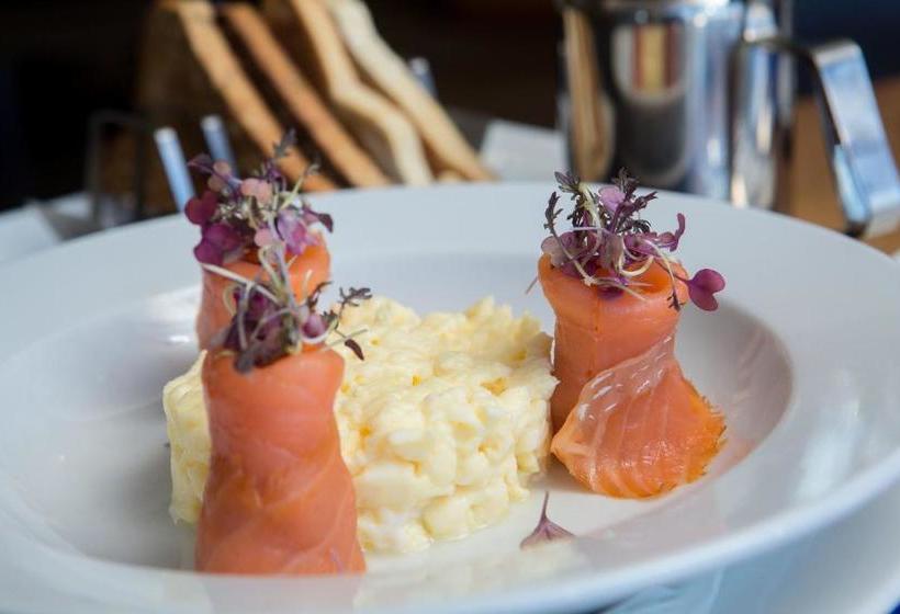 ホテル The Ship Inn