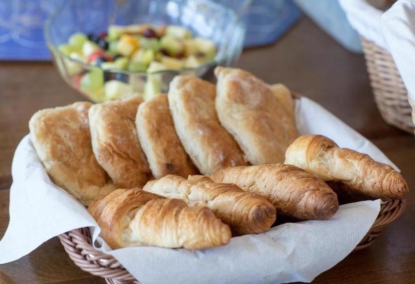 ホテル The Ship Inn