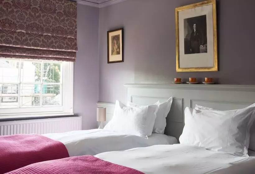 Отель The Tunbridge Wells