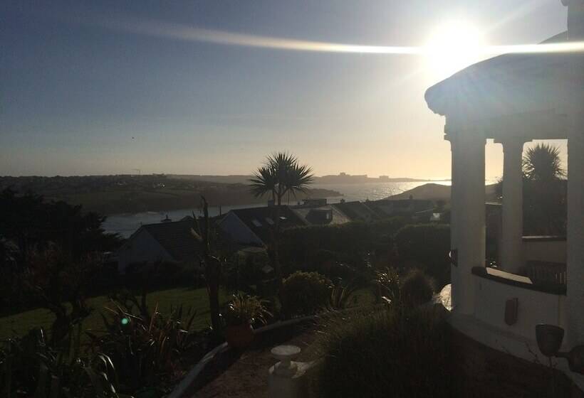 בית מלון כפרי The Whipsiderry