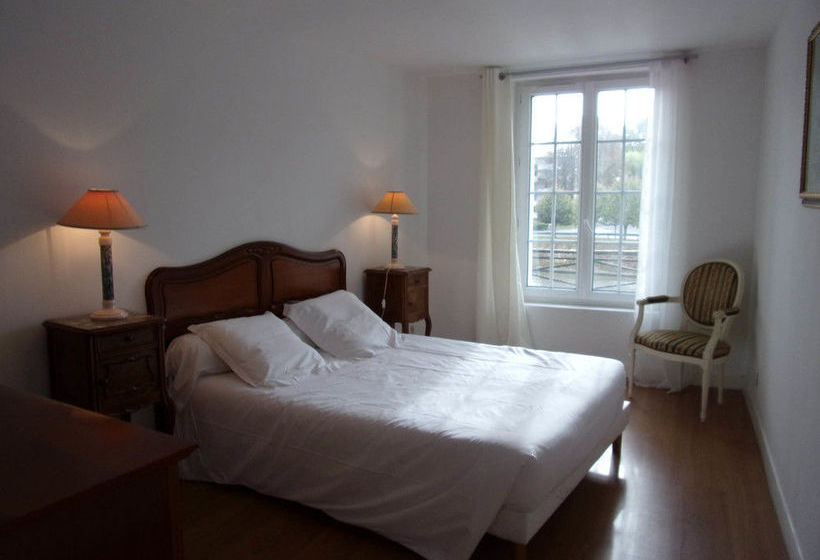 فندق Top' Meubles Locations