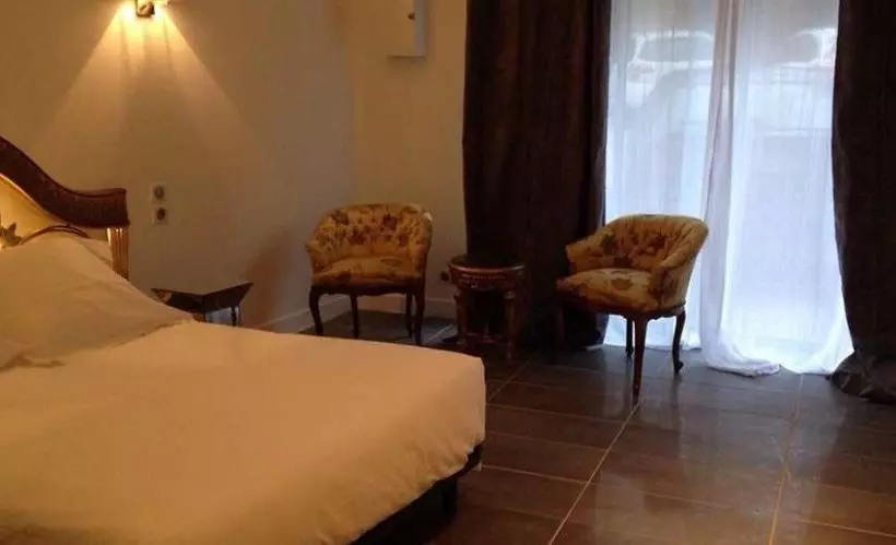 호텔 Top' Meubles Locations