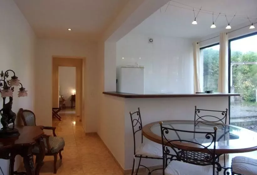 호텔 Top' Meubles Locations