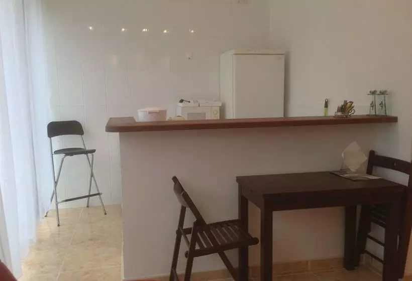 호텔 Top' Meubles Locations