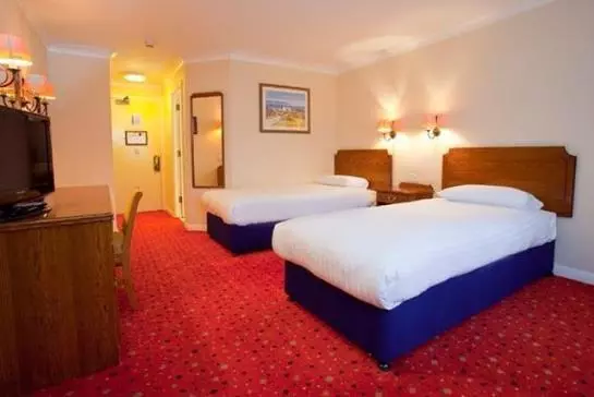 Отель Travelodge Portsmouth Hilsea