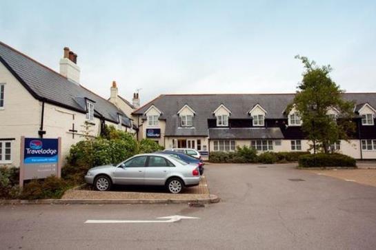 Отель Travelodge Portsmouth Hilsea