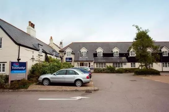 Отель Travelodge Portsmouth Hilsea