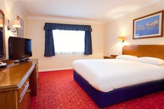 Отель Travelodge Portsmouth Hilsea