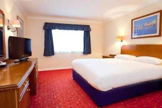 Отель Travelodge Portsmouth Hilsea