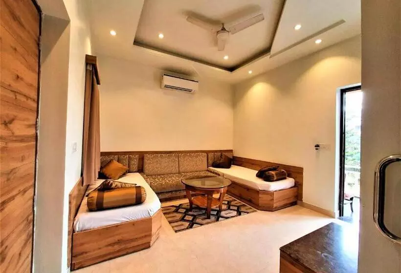 Wood Castle Spa & Resort