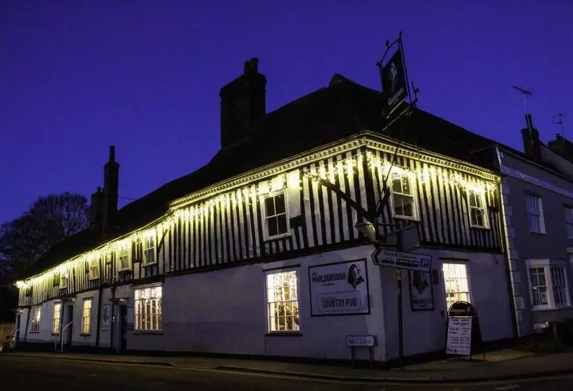 Aamiaismajoitus (B&B) The Marlborough Dedham