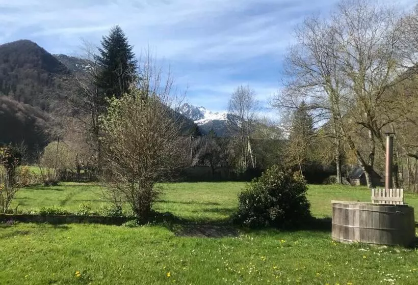 Hotelli Maison D Hoursentut