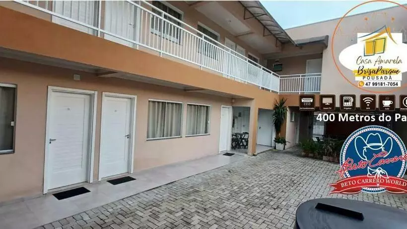 Majatalo Pousada Casa Amarela Brisa Parque