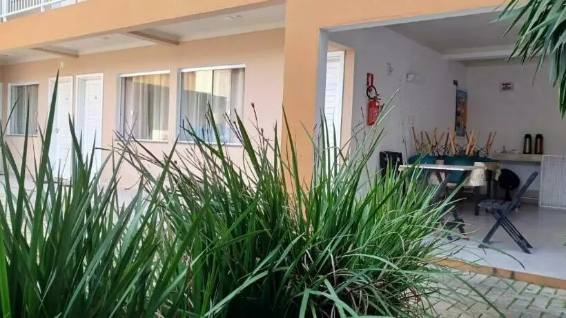 Majatalo Pousada Casa Amarela Brisa Parque
