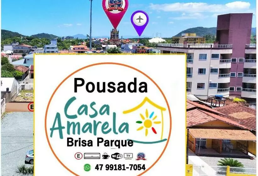 Majatalo Pousada Casa Amarela Brisa Parque
