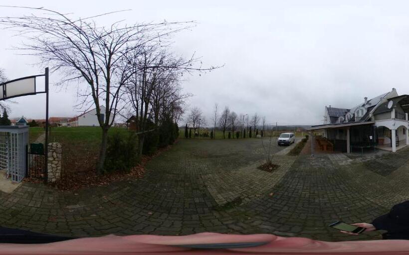 Bed and Breakfast Hévíz Springs   Kehidakustány