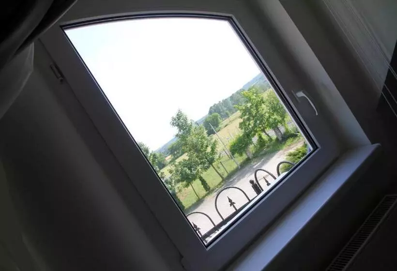 Aamiaismajoitus (B&B) Hévíz Springs   Kehidakustány