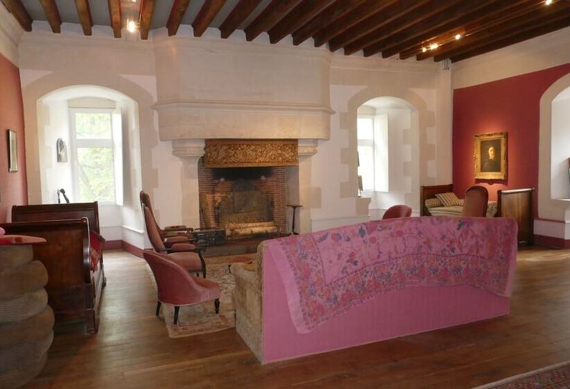 فندق Chateau De Coubloust