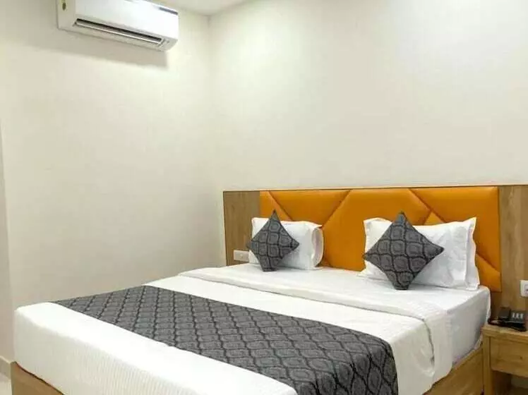 Hotel Fun Regency