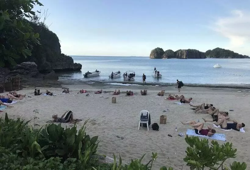 Hotelli Gota Village Resort