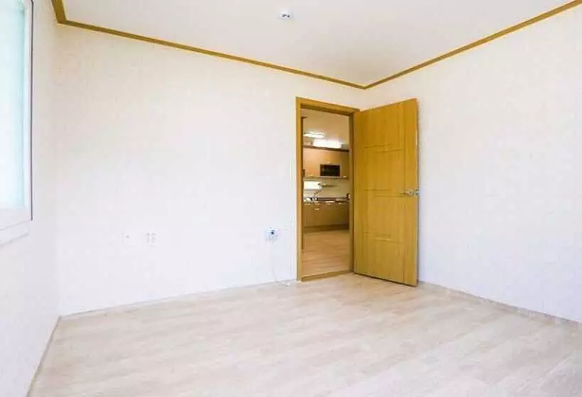 Hotelli Hoengseong Mokkoji Pension