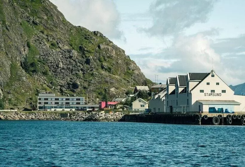 Hotelli Live Lofoten