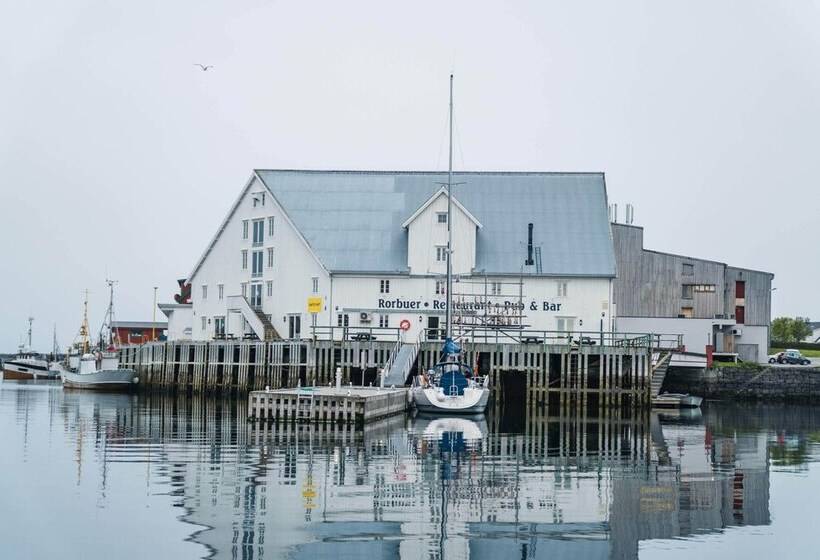 Отель Live Lofoten