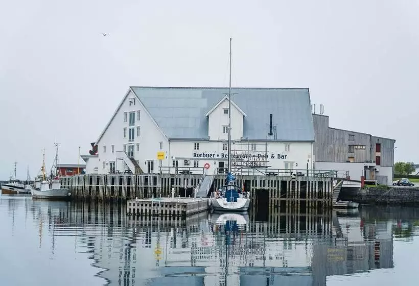 Hotelli Live Lofoten