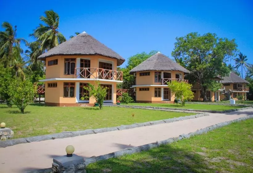 Hotelli Saadani Park