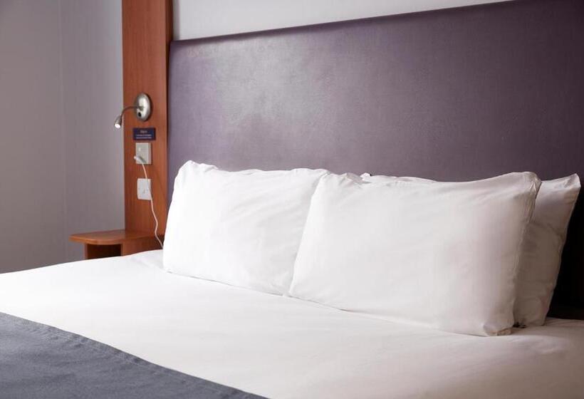 Отель The Bowman By Greene King Inns