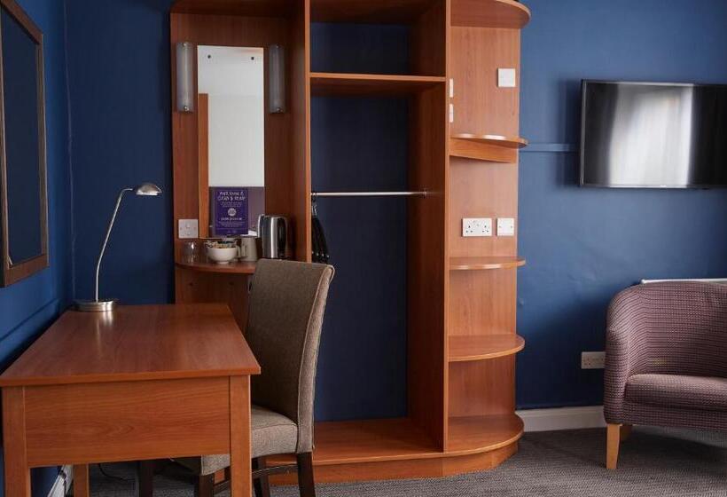 Отель The Bowman By Greene King Inns