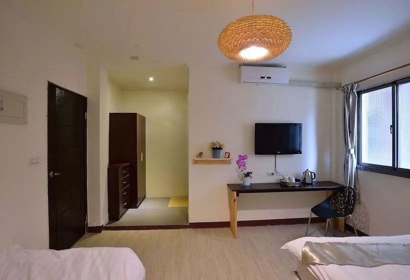 هتل Ding Ding B & B