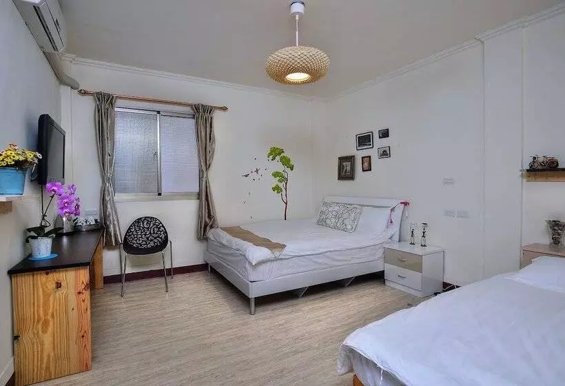 هتل Ding Ding B & B